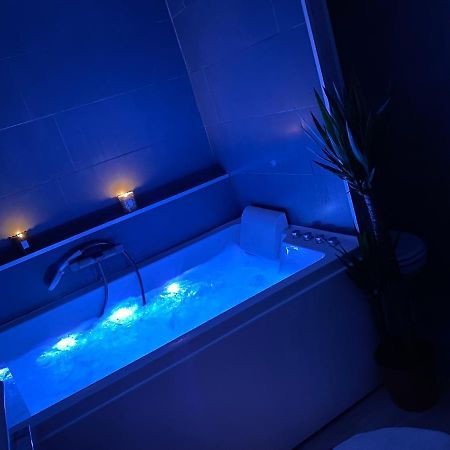 Sublime Appartement Avec Balneo Tuluza Zewnętrze zdjęcie